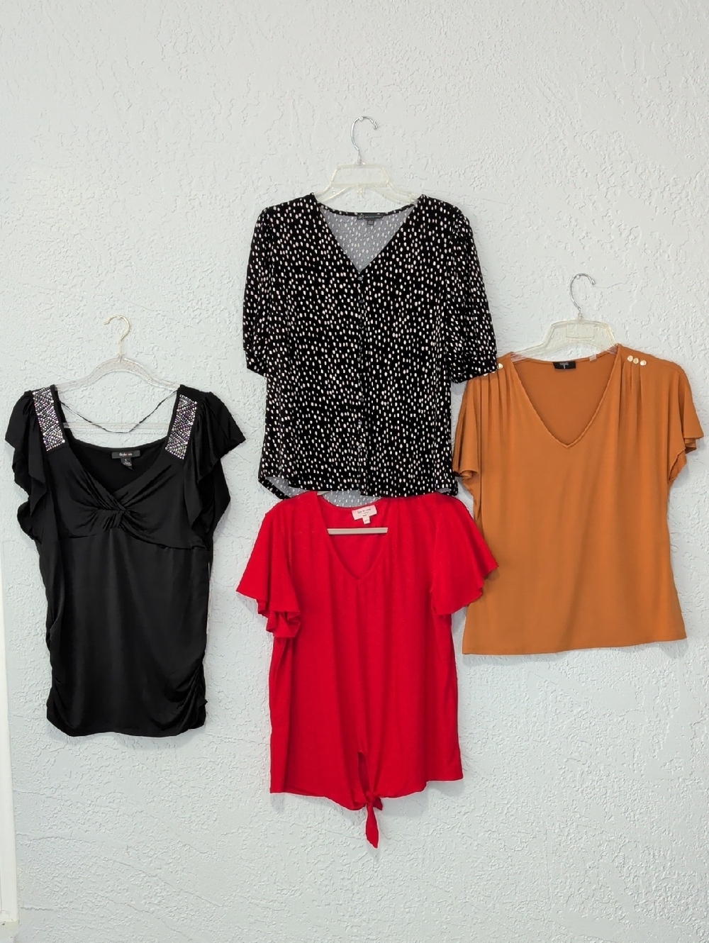 Blouse Bundle with Tahari, NWT Style & Co., Adrianna Papel, Kim & Cami | Size L